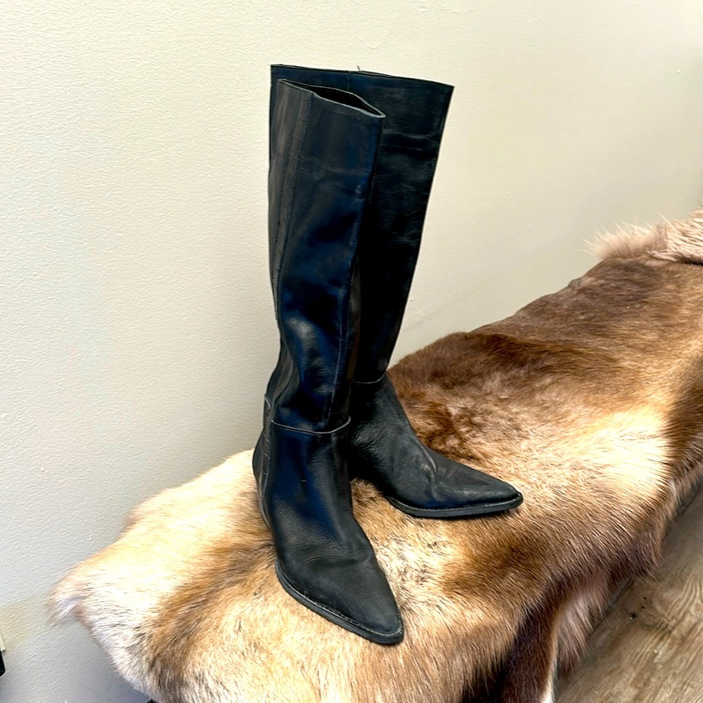Farylrobia x Free People Medium Calf Length Black Leather Boots size 8